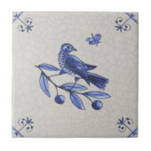 Vogel auf Zweig mit Butterfly Early Blue Delft Rep Fliese (Vorderseite)