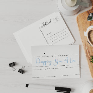 Vögel, die eine Linie fallen lassen, senden eine N Postkarte