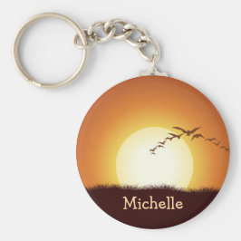 Vögel fliegen bei Sonnenuntergang Personalisierter Schlüsselanhänger