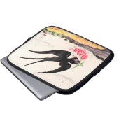 Vogel mit Blume Laptopschutzhülle (Vorne Knopf)