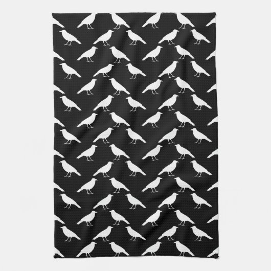 Vogel-Muster. Krähen in Schwarzweiss. Geschirrtuch (Vertikal)