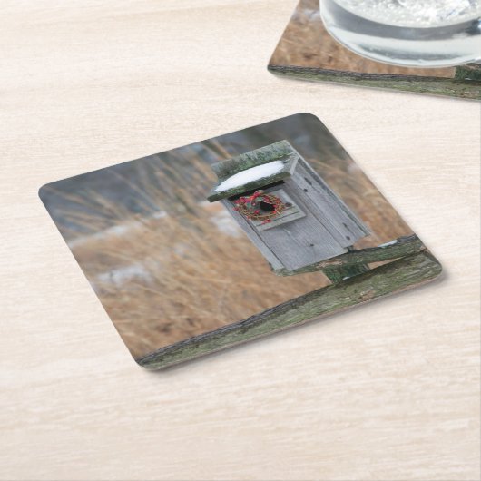 Vogel, Nestbox mit Urlaubskranz im Winter Rechteckiger Pappuntersetzer (angewinkelt)