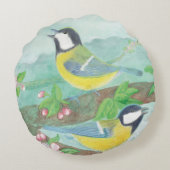 Vögel singen auf einem blühenden Baumzweig Rundes Kissen (Rückseite)