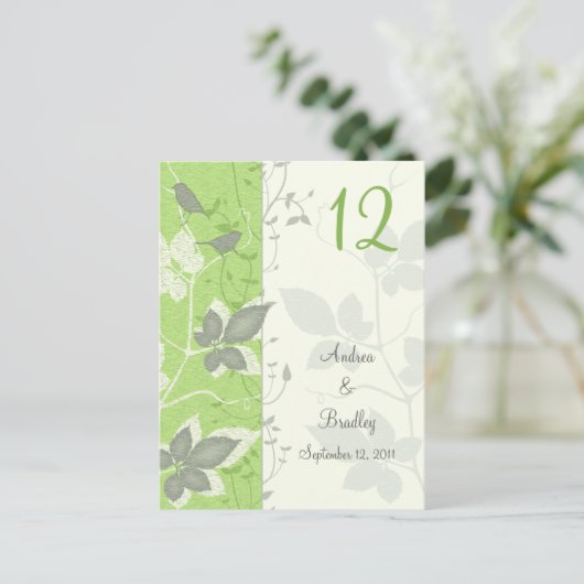 Vögel und Blätter Hochzeitskarte Tischnummer (Stehend Vorderseite)