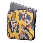 Vögel und Blüten in Gelb Laptopschutzhülle (Vorderseite Links)