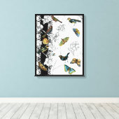 Vögel und Schmetterlinge im schwarz-weißen Hinterg Leinwanddruck (Insitu (Holzboden))