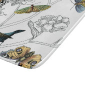 Vögel und Schmetterlinge im schwarz-weißen Hinterg Schneidebrett (Ecke)