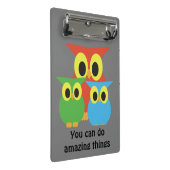 Vogelfamilie: Rot, Grün und Blau Mini Klemmbrett (Schrägansicht)