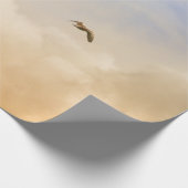 Vogelgrippe im Flug Geschenkpapier (Ecke)