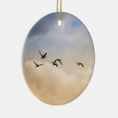 Vogelgrippe im Flug Keramik Ornament (Rechts)