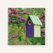 Vogelhaus auf einem Redbud Baum Notizblock (Vorderseite)