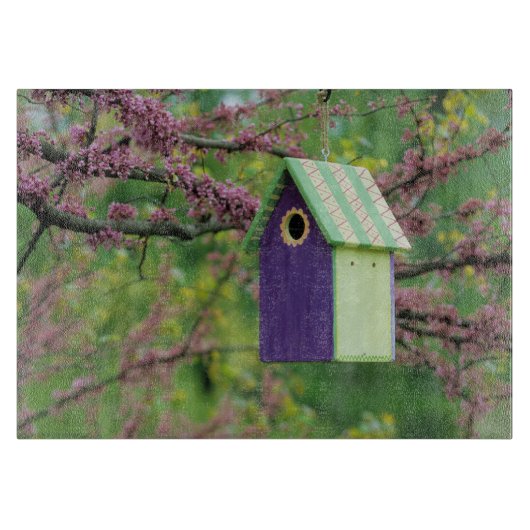 Vogelhaus auf einem Redbud-Baum Schneidebrett (Vorderseite)
