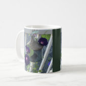 Vogelhaus mit Prunkwinde Kaffeetasse (Vorderseite Links)
