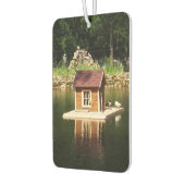 Vogelhaus mit Teich und Bergrutschbahn Autolufterfrischer (Links)