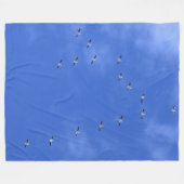 Vogelschwarm Fleecedecke (Vorderseite (Horizontal))