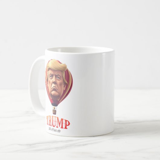 Voll von Trump Kaffeetasse (Vorderseite Links)