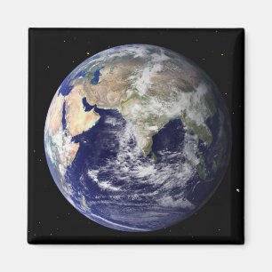 Volle Erde, die Europa und Asien 2 zeigt Magnet