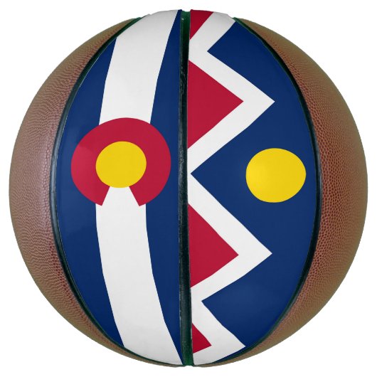 Voller Basketball mit Flagge von Denver City, USA (Vertikal)