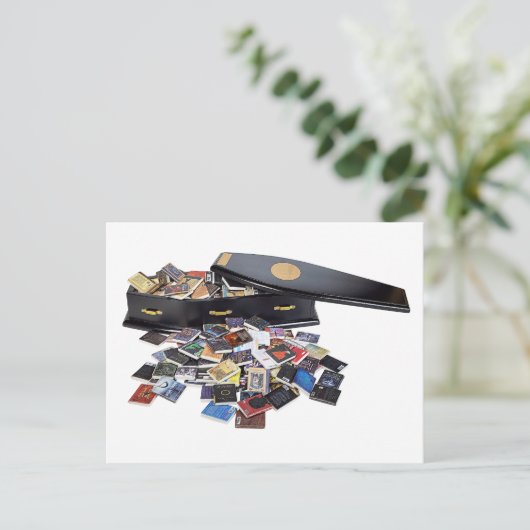 voller Bücher Postkarte (Stehend Vorderseite)