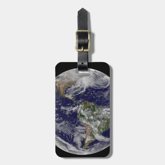 Voller Erde mit einem mächtigen Wintersturm. Gepäckanhänger (Vorderseite vertikal)