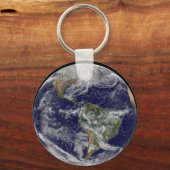 Voller Erde mit einem mächtigen Wintersturm. Schlüsselanhänger (Rückseite)