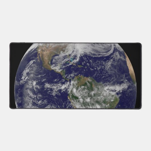 Voller Erde mit einem mächtigen Wintersturm. Schreibtischunterlage (Vorderseite)