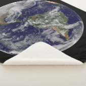 Voller Erde mit einem mächtigen Wintersturm. Sherpadecke (3/4)