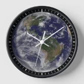 Voller Erde mit Hurrikan Irene an der Ostküste. Uhr (Vorderseite)