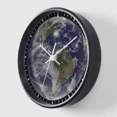 Voller Erde mit Hurrikan Irene an der Ostküste. Uhr (Winkel)