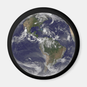 Voller Erde mit Hurrikan Irene über den Bahamas. Magnet