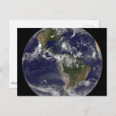 Voller Erde mit Hurrikan Irene über den Bahamas. Postkarte (Vorne/Hinten)