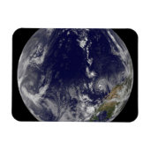 Voller Erde mit verschiedenen tropischen Stürmen. Magnet (Horizontal)