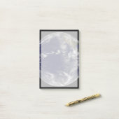 Voller Erde mit verschiedenen tropischen Stürmen. Post-it Klebezettel (Auf Schreibtisch)