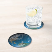 Vollerde mit Nord- und Südamerika. Runder Pappuntersetzer (Vor Ort)