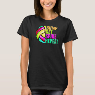 Volleyball Teen Girl Bump Set Spike Wiederholung T-Shirt