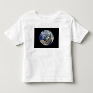Völlig beleuchtete Erde zentriert auf Europa Kleinkind T-shirt