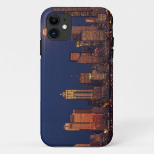 Vollmond, der über im Stadtzentrum gelegene Case-Mate iPhone Hülle