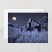Vollmond-Overhead | Altgewitterter Stall Postkarte (Vorne/Hinten)