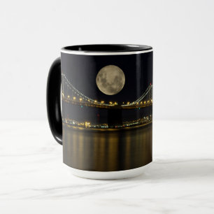 Vollmond über der Bucht Tasse