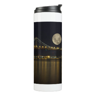 Vollmond über der Bucht Thermosbecher