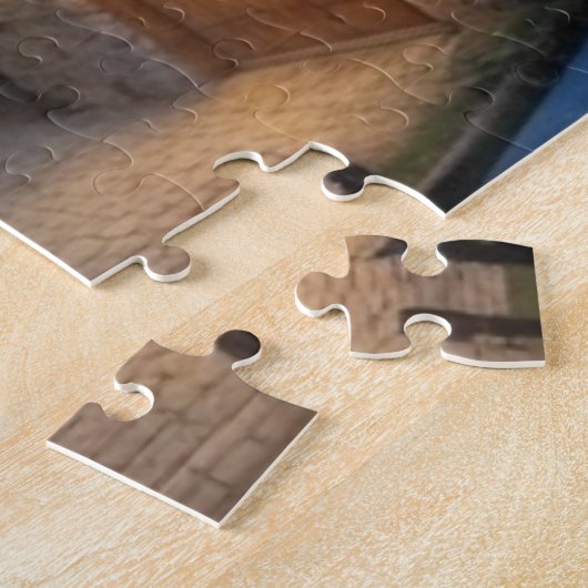 Vollmond über der mittelalterlichen Stadt Puzzle (Seite)