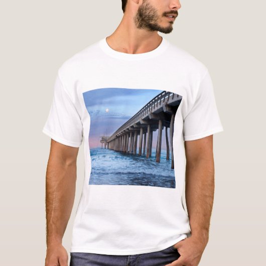 Vollmond über Pier, Kalifornien T-Shirt (Vorderseite)