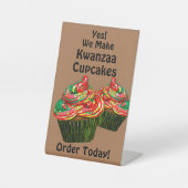 Vollständig bearbeitbare Kwanzaa Cupcakes für Cake Sockelschild (Vorderseite)