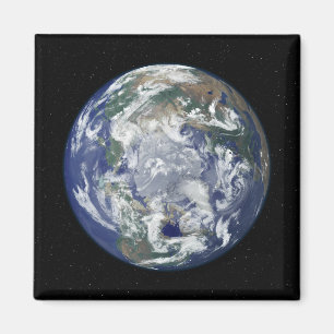 Vollständig beleuchtete Erde, zentriert auf dem No Magnet