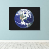 Vollständig beleuchtete Erde, zentriert auf Nordam Leinwanddruck (Insitu (Holzboden))