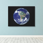 Vollständig beleuchtete Erde, zentriert auf Südame Leinwanddruck (Insitu (Holzboden))