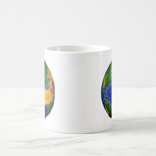 Vollständig die Erde mit topographischen Daten. Kaffeetasse (Mittel)