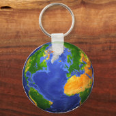 Vollständig die Erde mit topographischen Daten. Schlüsselanhänger (Rückseite)