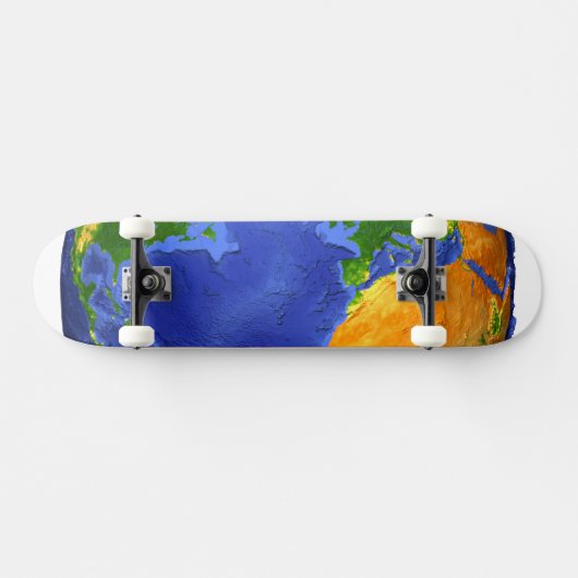 Vollständig die Erde mit topographischen Daten. Skateboard (Horizontal)