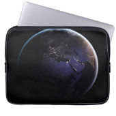 Vollständig erdacht, das die Lichter der Stadt Eur Laptopschutzhülle (Vorderseite)